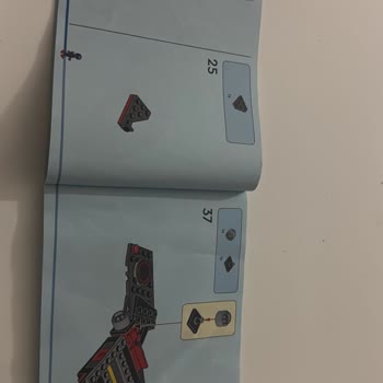 Yanlış Basılmış Lego Kataloğu Nedeniyle Set Kurulamıyor Ve Değişim Talep Ediliyor