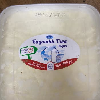 BİM Şubesinde Tarihi Geçmiş Yoğurt Satışı Sağlık Tehlikesi