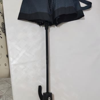 Kullanılmamış Tam Otomatik Şemsiye Açılmıyor Ve Değişim Talep Ediyorum