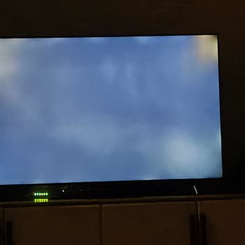 Arçelik Televizyonda Karanlık Ortamda Parlama Problemi Ve Servisin Normal Değerlendirmesi