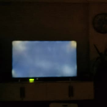 Arçelik Televizyonda Karanlık Ortamda Parlama Problemi Ve Servisin Normal Değerlendirmesi