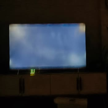 Arçelik Televizyonda Karanlık Ortamda Parlama Problemi Ve Servisin Normal Değerlendirmesi