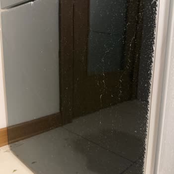 Cam Kırılması Sonrası Parça Temini Reddedildi, Yeni Buzdolabı Almak Zorunluğu