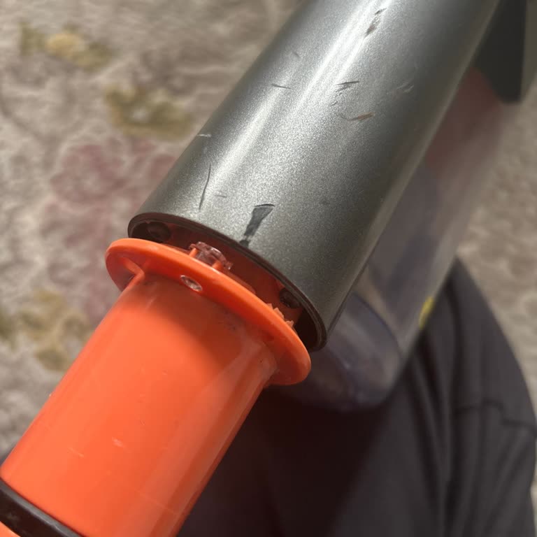 Philips 8000 Serisi Dikey Süpürge Turuncu Bağlantı Parçası Kırıldı, Garanti Talebim