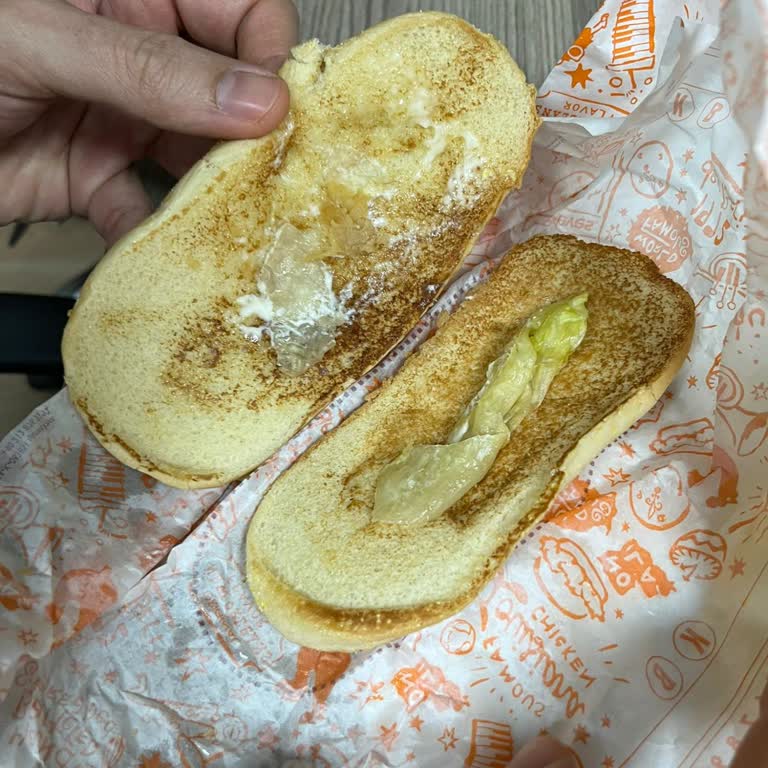 Eksik Ve Boş Burgerler Nedeniyle Ücret İadesi Talebi