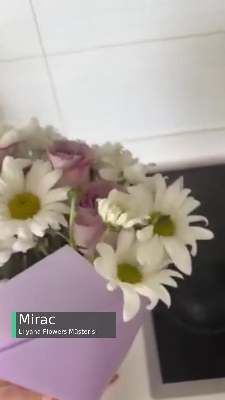 Lilyana Flowers Kalitesi Bu Oluyor videonun kapak resmi