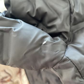 Boyner Bursa’da Alınan Columbia Montu Kullanılmış Ve Ayıplı