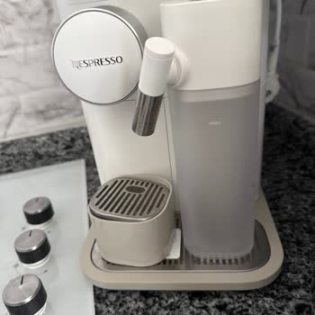 Nespresso F541 Model Sütlü Kahveler Sürekli Soğuk Ve Kullanılamaz!