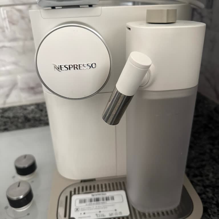 Nespresso F541 Milk Coffee Served Cold Not Heating