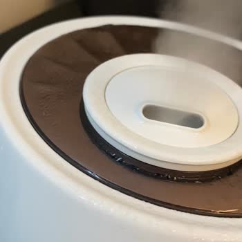 Ayıplı Soğuk Buhar Makinesi Sürekli Su Biriktiriyor Ve İade Talebi