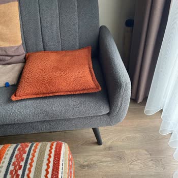 Koltuğun Süngerleri Çöktü Ve Müşteri Hizmetlerinden Yanıt Gelmedi