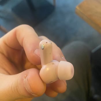 JBL Wave Beam 2 Kulaklık Şarj Bölgesi Yanması Ve Aşırı Isınma