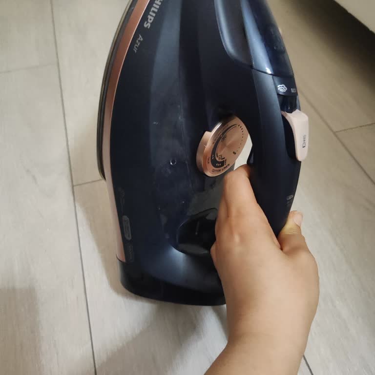 Philips Azur GC4909 Ütüsü Isınmıyor Ve Auto Işık Yanıp Sönüyor