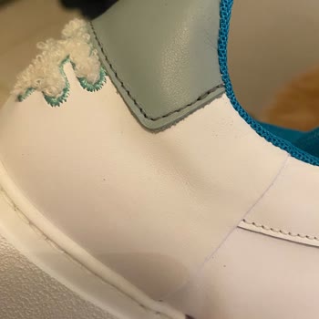 Boyner'den Kullanılmış Ayakkabı Ve Yanlış Kot Pantolon Gönderimi