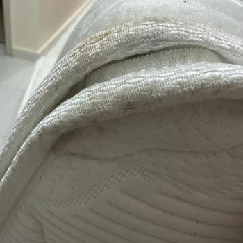 Yataş Bebek Yatağının Lekeli Ve Islak Teslimatı İçin İade Talebi