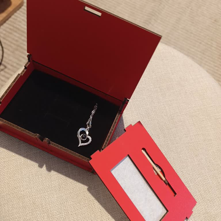 Sipariş Edilen Set Yerine Tek Kolye Gönderildi Ve İletişim Cevapsız