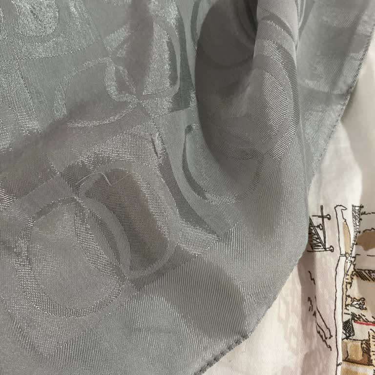 Organic Scarfs Yanlış Renk Ve Hasarlı Şal, Bilgilendirme Eksikliği Ve Sorumluluk Almama