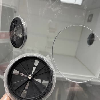 Geç Teslim Ve Güvensiz Pet Kafesi Hayvan Güvenliğini Tehdit Ediyor