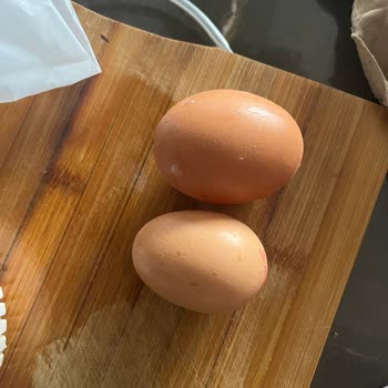 L Boy Yumurta Kolisindeki Küçük Yumurtalar Tüketiciyi Yanıltıyor