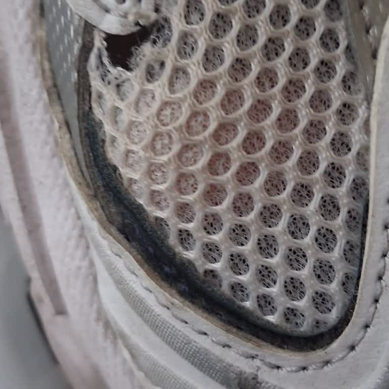 Kısa Sürede Deforme Olan New Balance 530 Ve Fiş Yoksa Çözüm Bulamama