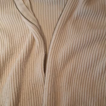 DeFacto Hırkada Aşırı Tüylenme Ve Tiftiklenme Sorunu, İade Ve Ücret İadesi Talebi