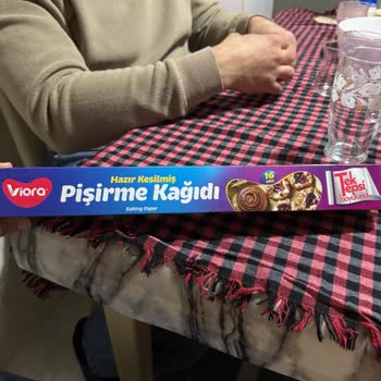 Viora Hazır Kesim Kağıdı Böreğe Yapışarak Tüm Yemek Çöpe Gitti