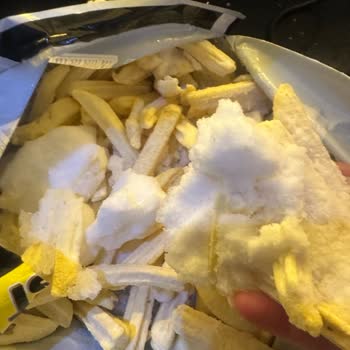 Feast Churros Kesim Patates'ta Buzlu İçerik: Tekrarlanan Kalite Sorunu