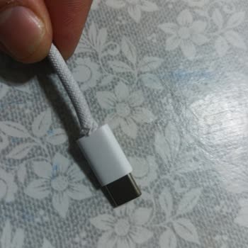 Tan İletişim'de Arızalı Şarj Kablosu, Garanti Reddi Ve 800 TL İade Talebi