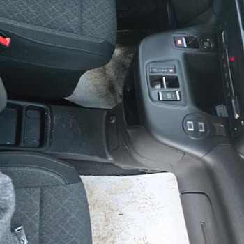 Sıfır Opel Combo Tesliminde Paspas Eksikliği Ve İletişim Sorunu