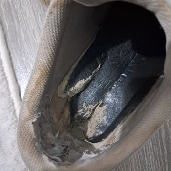 Kısa Sürede Bozulan Ayakkabı İçin Mağazanın İade Reddi