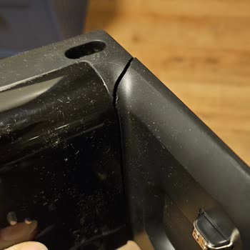 Dreame L10 Pro Sürekli Servis Sorunları Ve Kırık Şarj İstasyonu Nedeniyle Ürün Değişimi Talebi