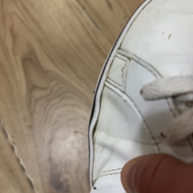 Kısa Sürede Aşınan Adidas Ayakkabım Üretim Kusuru Olarak Gözden Geçirilsin