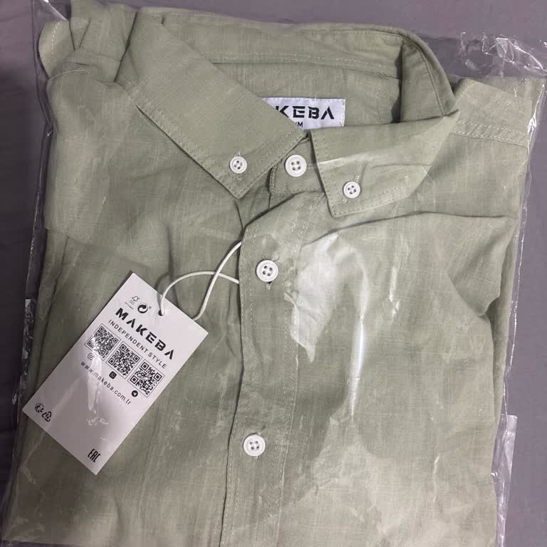 Moses Collection'dan Sigara Kokulu, Renk Uyumsuz Ve Büyük Beden Gömlek İçin İade Reddi