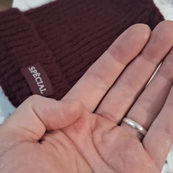 Hijyen Sorunlu Bere Ve Yanlış Renk Eşofman Altı Teslimatı