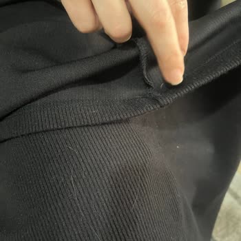 Finechange'den Kullanılmış Ve Kötü Kokulu Elbise Gönderildi, İade Talebim Engellendi