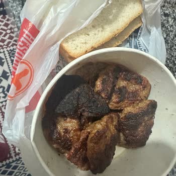 Köfteci Yusuf Şubesinde Yanık Köfte Tekrarı Müşteri Güvenini Zedeliyor