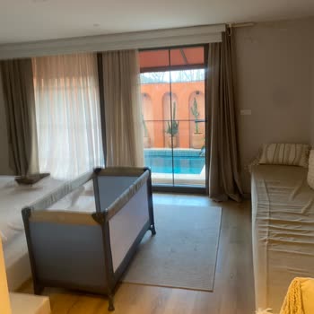 Sabel Villas 12.000 TL'lik Ödeme Sonrası Hijyenik Olmayan Suit Oda ve Reddedilen İade