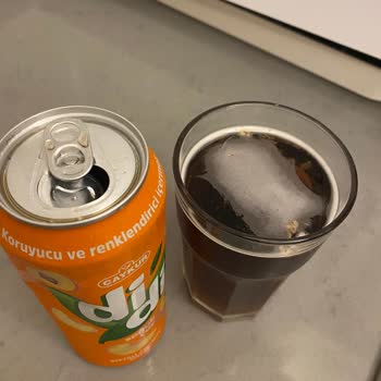 Çaykur Didi Mantar Görünen Şişeden Gelen Ekşi Tat ve Sağlık Endişesi