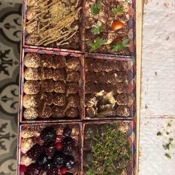 Renkli Karton Tabakların Gıda Uygun Olmadığı Ve İade Talebi