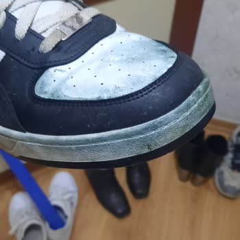 Boya Sızdıran Puma Ayakkabıda Kalite Sorunu Ve Destek Eksikliği