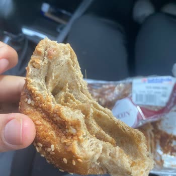 Bebek Çörekte Plastik Parça Bulunması Ve Şirketin Cevapsız Tutumu