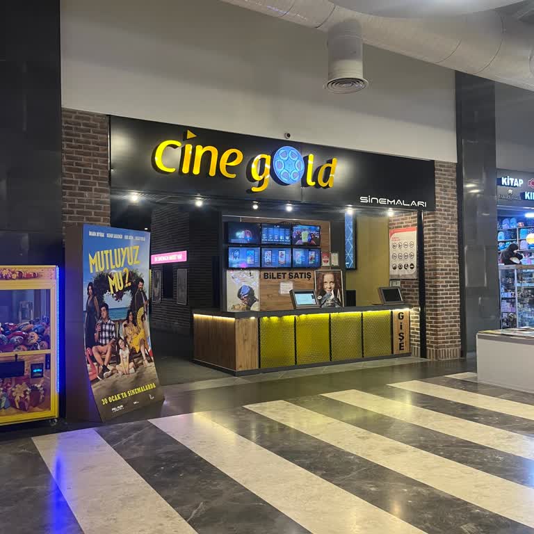 Teknik Arıza Bahane Edilerek Film İzletilmedi, Zaman Boşa Harcandı