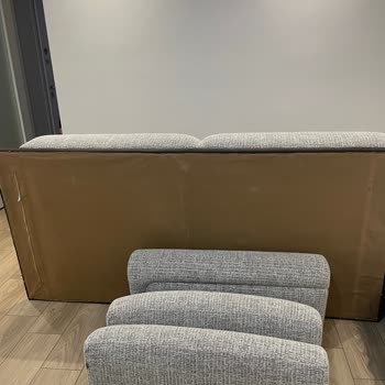 Teslim Gecikmesi Ve Eksik Parçalar Nedeniyle Koltuk Takımı Montajı Tamamlanamadı