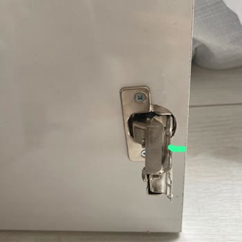 Garaj Home 6 Kapaklı Dolapta Menteşe Sorunu Ve Cevapsız Destek