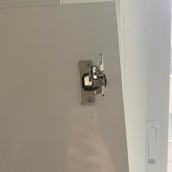 Garaj Home 6 Kapaklı Dolapta Menteşe Sorunu Ve Cevapsız Destek