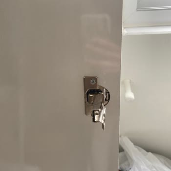 Garaj Home 6 Kapaklı Dolapta Menteşe Sorunu Ve Cevapsız Destek