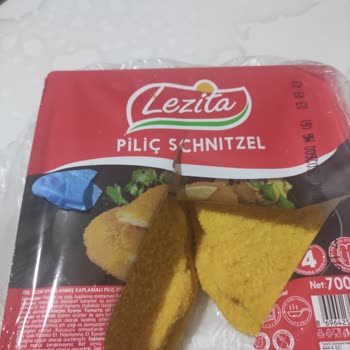 Lezita Piliç Schnitzel Paketi İçinde Mavi Eldiven Parçası Tespit Edildi