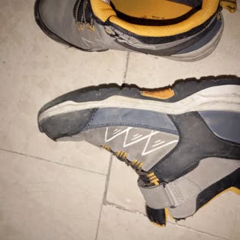 Lumberjack Su Geçirmez Çocuk Botu Su Geçiriyor Ve Garanti Reddedildi