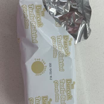 Eti Gıda Çörekotlu Tuzlu Bisküviden Kıl Çıktı: Hijyen İhlali Ve Özür Talebi