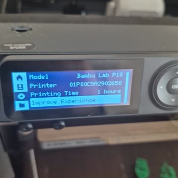 Taşıma Vidası Kontrolü Sonrası 3D Yazıcıda Çizikler Ve Yetersiz Müşteri Desteği